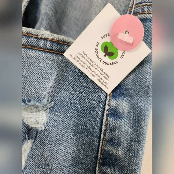 Stylish Men's Distressed Denim  Shorts - Ripped & Stretch Fit for Casual Wear - Picture 11 of 14